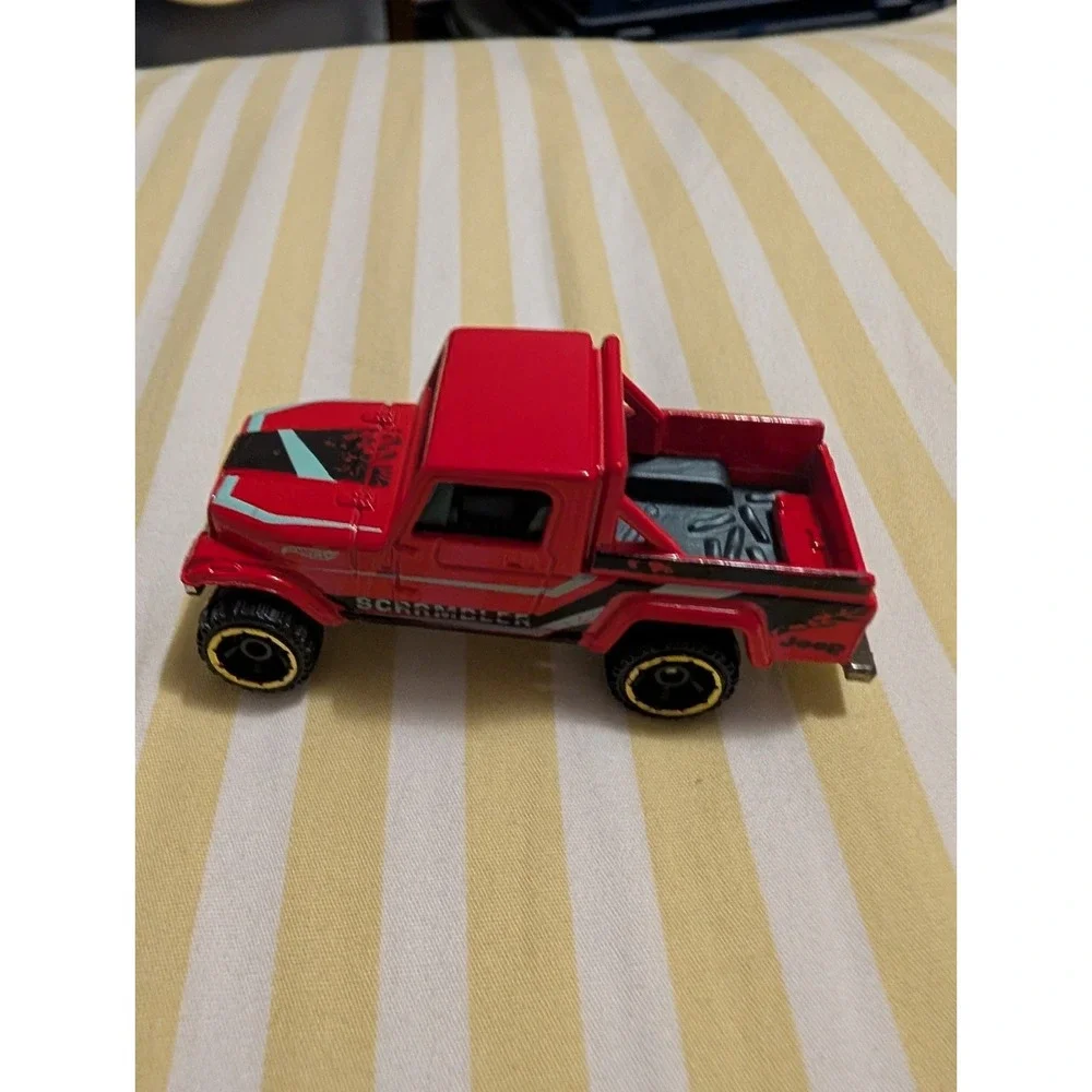Mattel 2012 Hot Wheels Jeep Scrambler Red Die Cast 1:64 Chrysler Group 1186